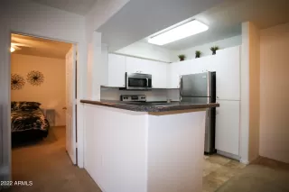 Photo #6: 6433996 Listing