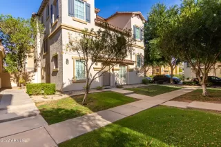 Photo #2: 6434181 Listing