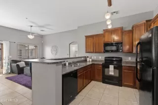 Photo #2: 6434185 Listing 