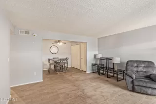 Photo #6: 6434543 Listing 