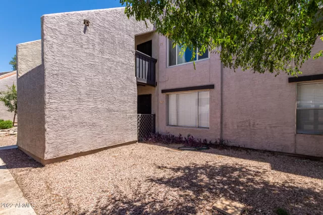 MLS: 6434571 Condo For Sale