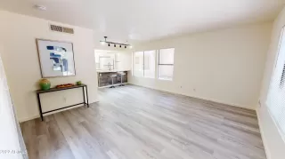 Photo #2: 6434613 Listing