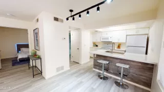 Photo #3: 6434613 Listing