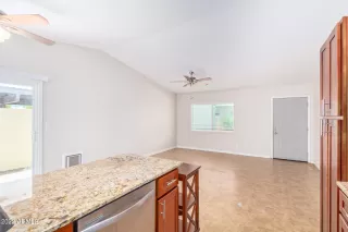 Photo #5: 6434791 Listing 