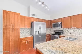 Photo #6: 6434791 Listing 