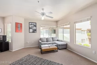 Photo #4: 6434802 Listing