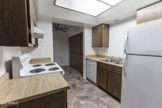 Photo #5: 6434803 Listing