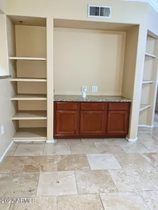 Photo #4: 6434815 Listing