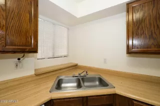 Photo #6: 6434847 Listing 