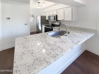 Photo #3: 6434888 Listing 