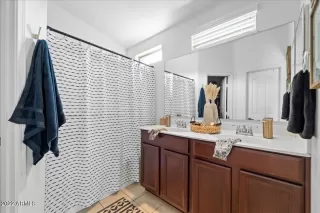 Photo #5: 6434893 Listing 