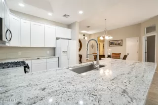 Photo #5: 6435248 Listing 