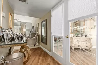 Photo #5: 6435287 Listing