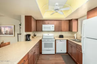 Photo #4: 6435323 Listing