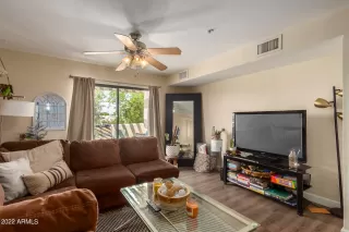 Photo #6: 6435574 Listing 