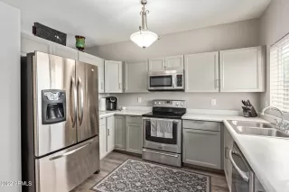 Photo #2: 6435982 Listing