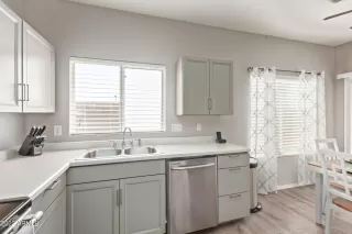 Photo #4: 6435982 Listing