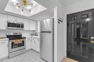 Photo #3: 6436004 Listing