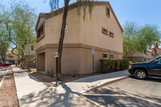 Photo #3: 6436119 Listing