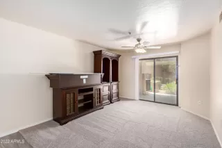 Photo #6: 6436119 Listing