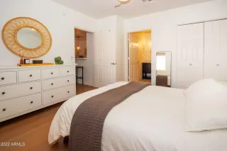 Photo #6: 6436442 Listing