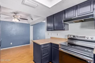 Photo #6: 6436505 Listing