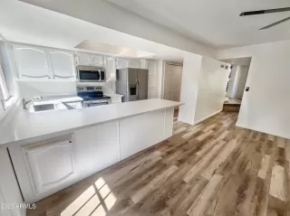 Photo #4: 6436606 Listing 