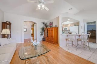 Photo #3: 6436798 Listing 