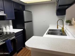 Photo #3: 6436923 Listing 