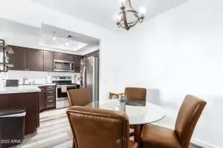 Photo #5: 6437198 Listing