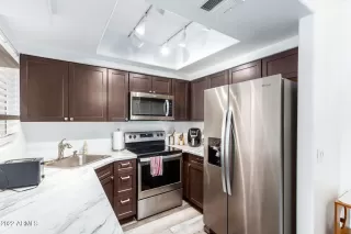 Photo #6: 6437198 Listing