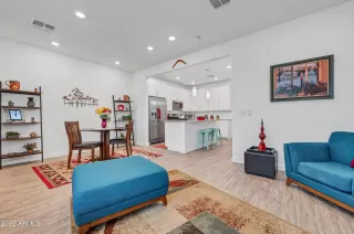 Photo #4: 6437315 Listing