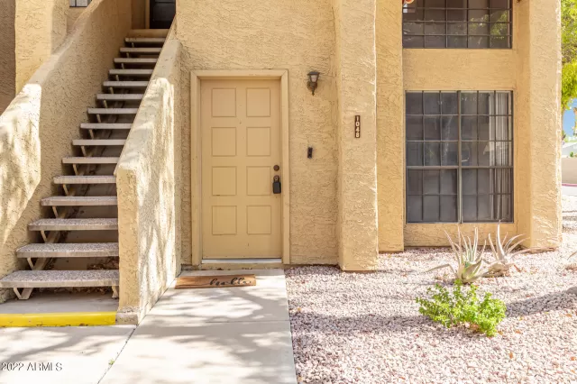 MLS: 6437488 Condo For Sale