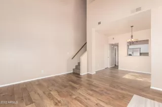 Photo #5: 6437488 Listing