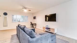 Photo #4: 6437660 Listing