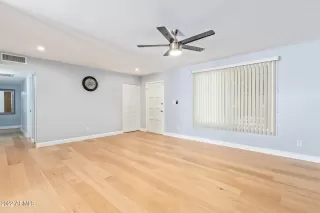 Photo #3: 6437706 Listing