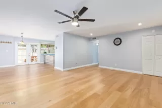 Photo #5: 6437706 Listing