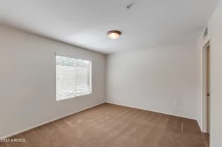 Photo #4: 6437753 Listing