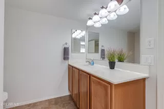 Photo #5: 6437753 Listing