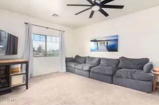 Photo #6: 6437783 Listing