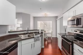 Photo #5: 6437851 Listing