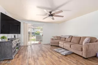 Photo #5: 6437878 Listing