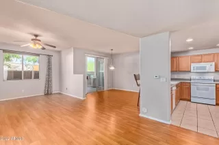 Photo #2: 6437911 Listing 