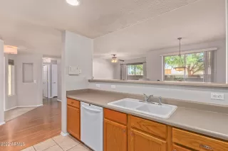 Photo #3: 6437911 Listing 