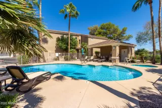 Photo #4: 6437911 Listing 