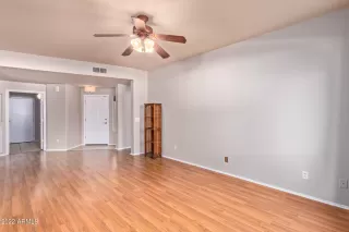 Photo #6: 6437911 Listing 