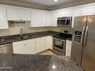 Photo #1: 6437951 Listing