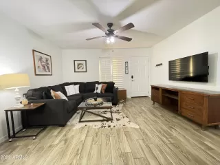 Photo #3: 6438077 Listing 