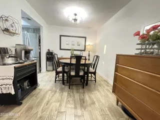 Photo #6: 6438077 Listing 