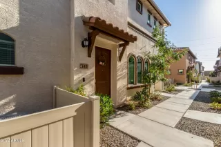 Photo #4: 6438108 Listing 